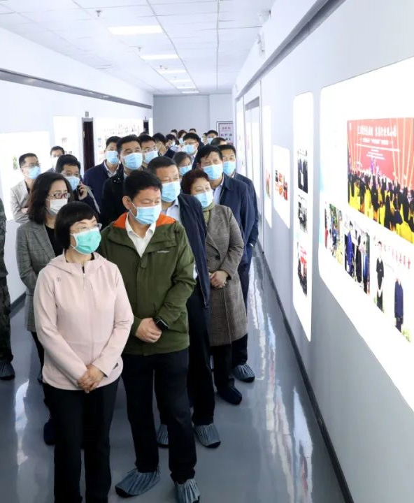 新鄉市市委書記李衛東一行蒞臨集團新鄉研發生產基地視察工作